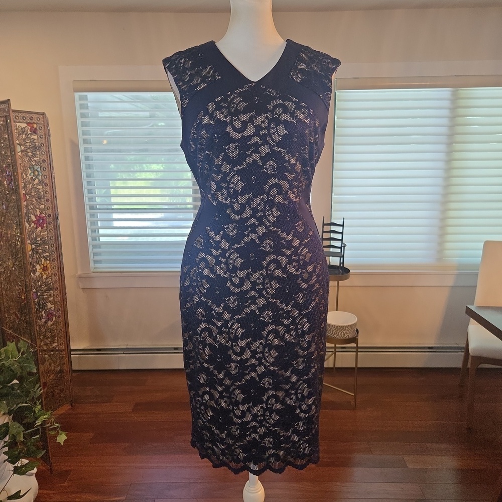Belle Badgley Mischka Lace Sheath Sleeveless Party Dress Navy Blue Womens Size 4